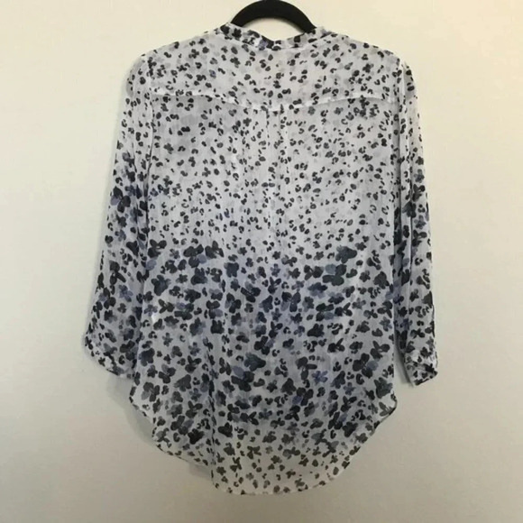 Banana Republic Cheetah Print Cross Front Blouse - Picture 2 of 3